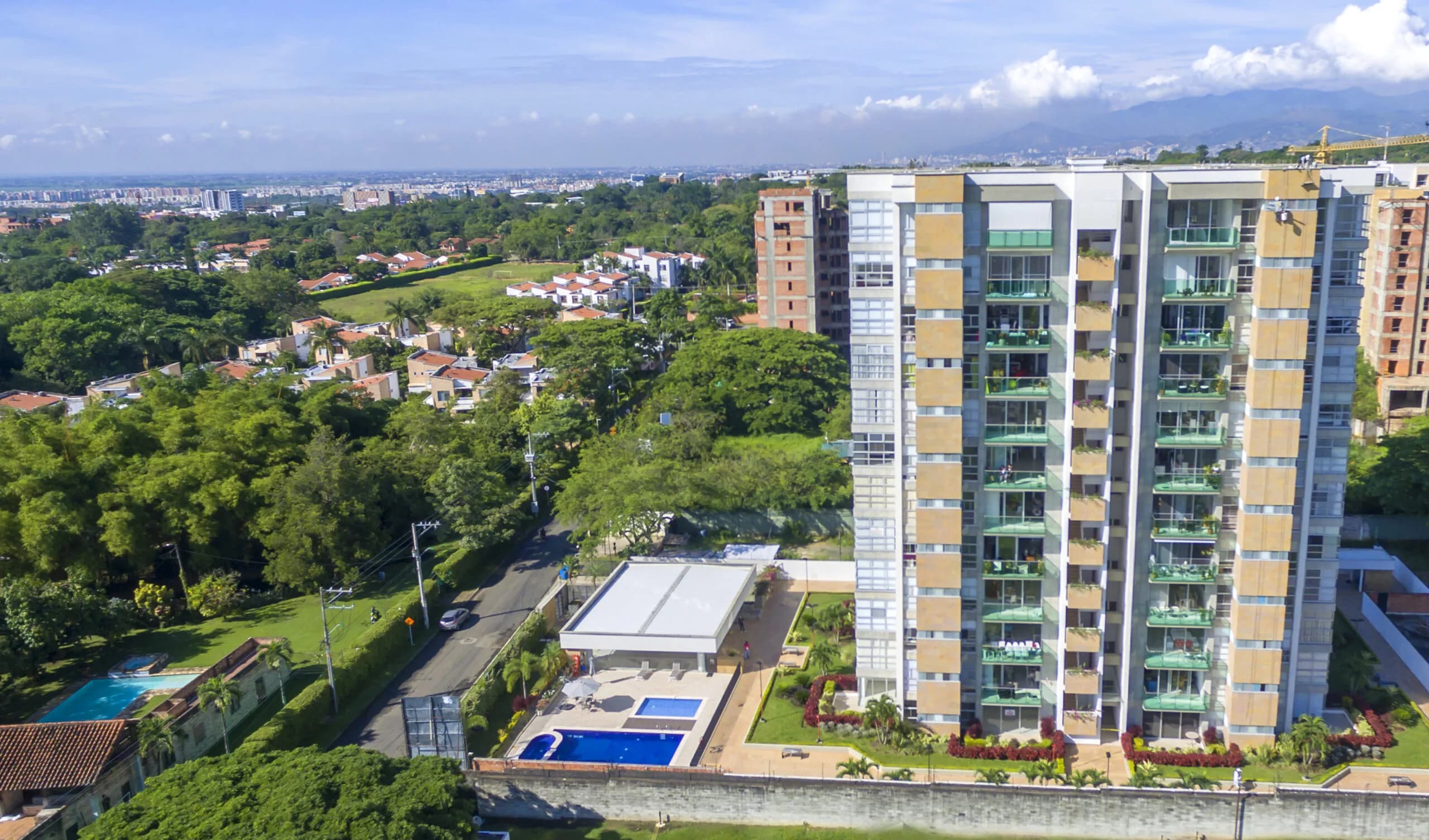 Tirreno, Cali, Valle del Cauca. Vista principal del proyecto.