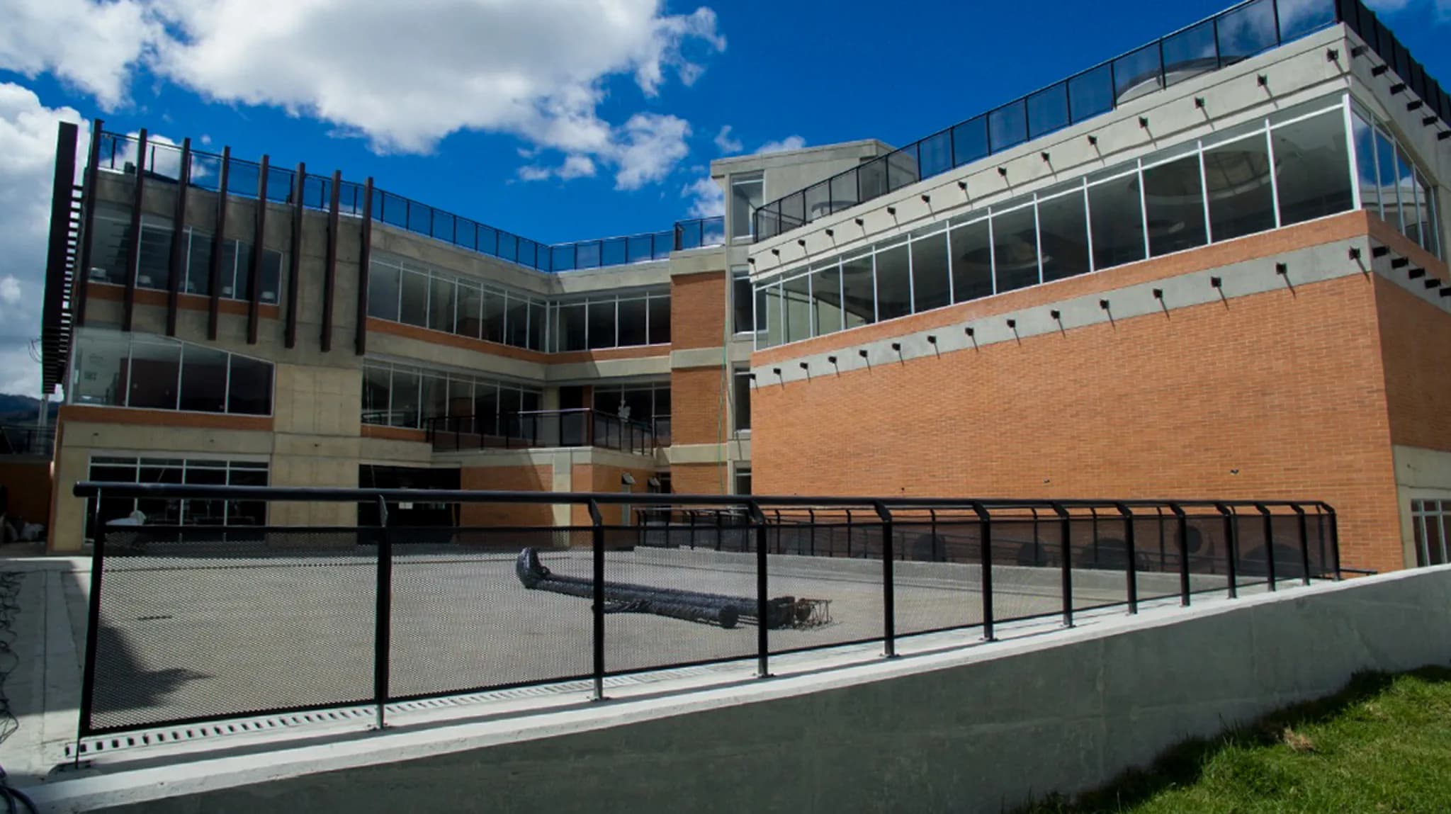 Colegio Francisco Antonio Zea (Metrovivienda), Bogotá D.C., Cundinamarca. Imagen 4 de 7.